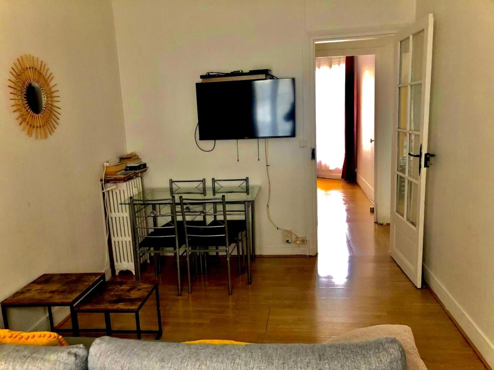 Cosy Apartment In Paris Eksteriør billede